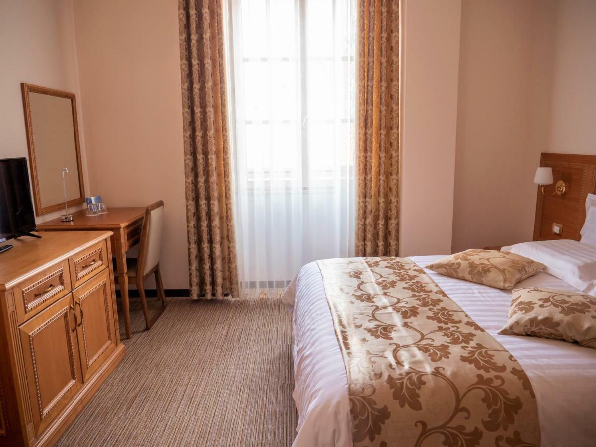 Hotel Boka تيرانا المظهر الخارجي الصورة